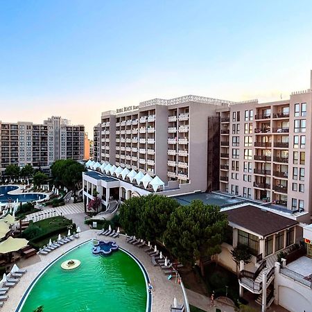 Royal Beach Premium Pantai Sunny Bagian luar foto