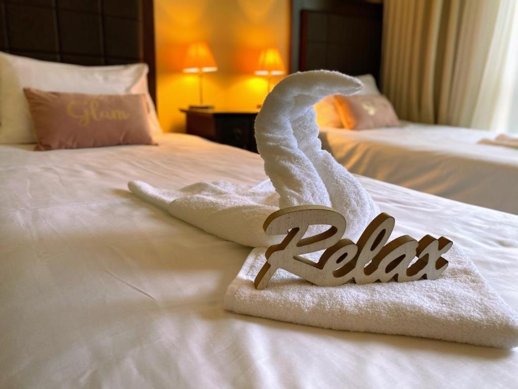Royal Beach Premium Pantai Sunny Bagian luar foto