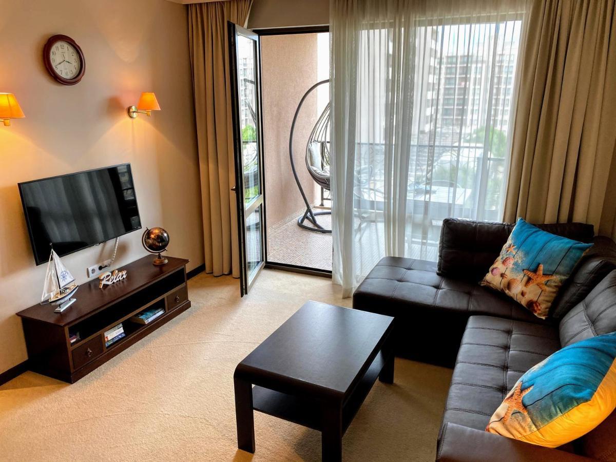 Royal Beach Premium Pantai Sunny Bagian luar foto